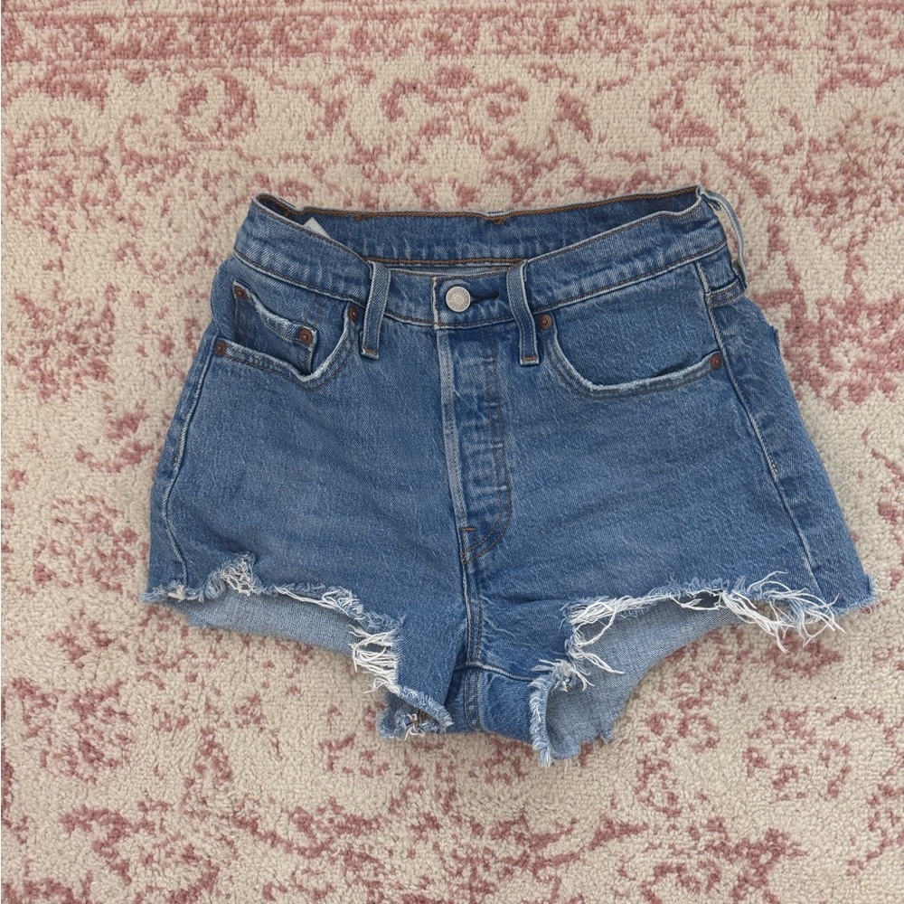 Levi’s 501 denim shorts